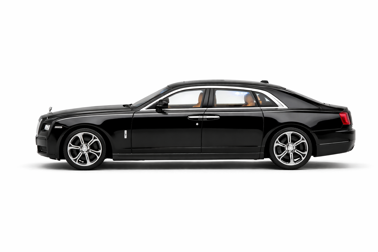 Rolls-Royce Phantom Metal Precision Model - Majestic Series 1:24 Scale