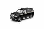 Toyota Land Cruiser SUV – 1:24 Scale Precision Model