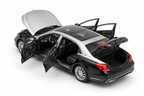 Mercedes-Maybach S600 Luxury Sedan – 1:24 Scale Precision Model