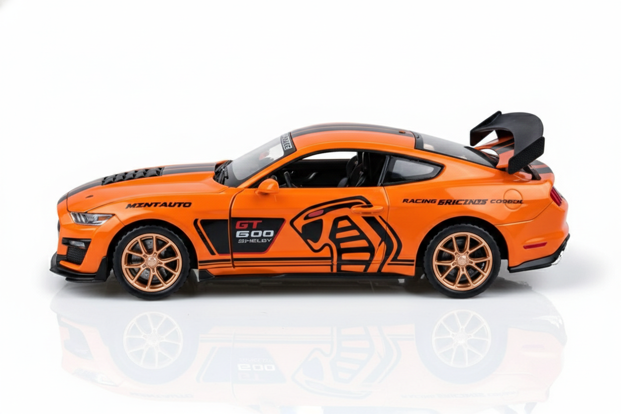 Ford Mustang Shelby GT500 Luxury Diecast - 1/32 Scale Precision Model
