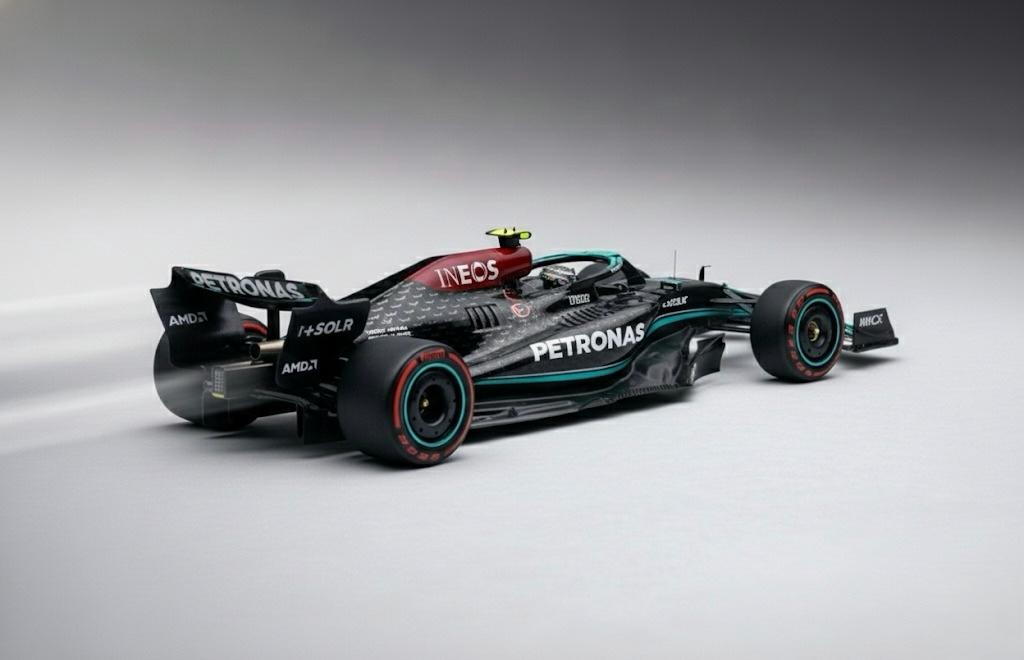 Mercedes-AMG Petronas F1 W14E/W15 Diecast – 1:43 Scale Collector’s | Lewis Hamilton Edition