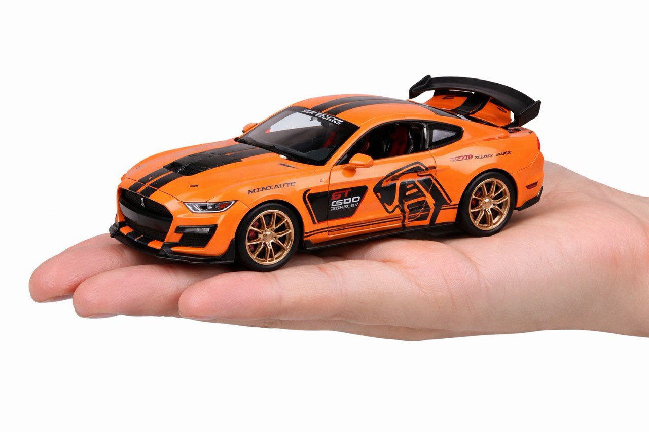 Ford Mustang Shelby GT500 Luxury Diecast - 1/32 Scale Precision Model