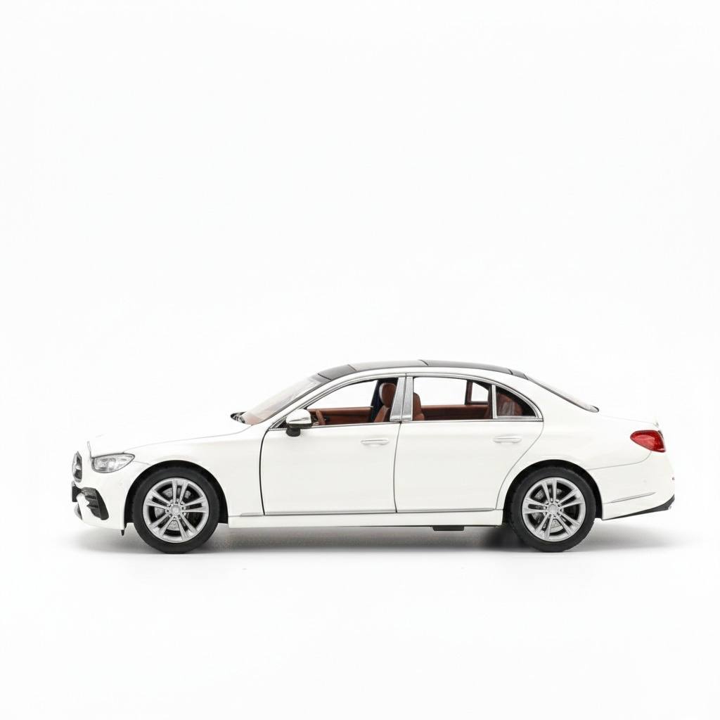 Mercedes-Benz E-Class Precision Metal Model – 1:32 Scale High-Detail Diecast