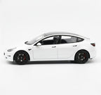 Tesla Model 3 Precision Metal Model – 1:24 Scale